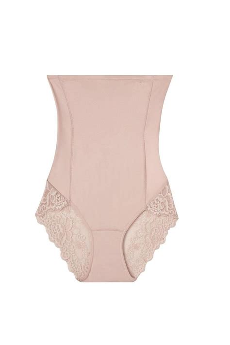 Diseño de faja Janira con tejido de doble contención en la zona abdominal