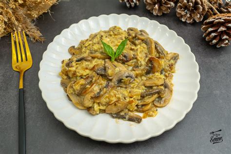 Infografía de los pasos de preparación del revuelto de champiñones con jamón