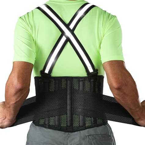 Infografía detallando los beneficios de las fajas para culturistas, incluyendo soporte lumbar, mejora de la postura y efecto visual de reducción de cintura.