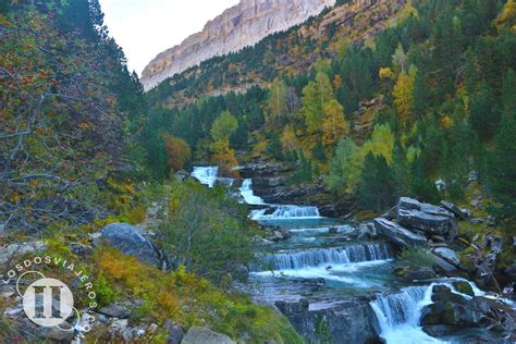 Ilustración de las Gradas del Soaso, con sus múltiples saltos de agua.