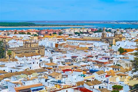 Imagen del apartamento en Sanlúcar de Barrameda que se sortea en la cesta de El Paisano