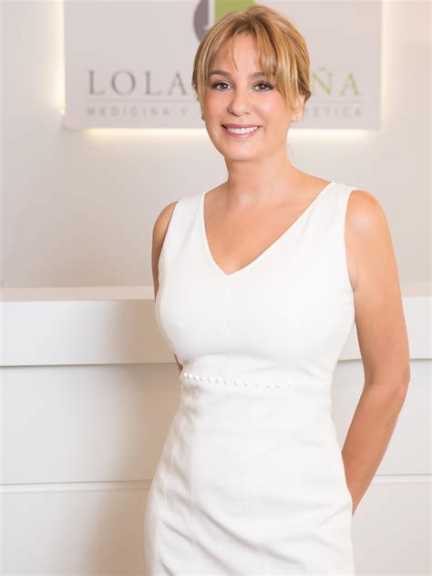 Fachada de la Clínica Lola Sopeña en Madrid