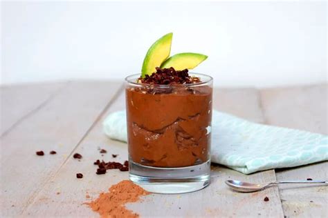 Fotografía de la Mousse de Chocolate Keto con aguacate