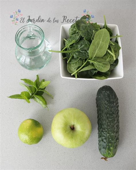 Ilustración de los ingredientes para el batido de espinacas y manzana verde.