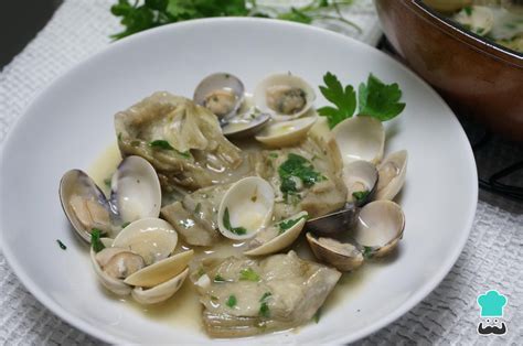 Imagen: Plato de alcachofas con almejas