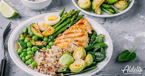 Galería de imágenes: Variedad de cenas bajas en calorías (pollo, pescado, vegetarianas, veganas)