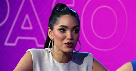 Charity Pierce en sus inicios en el reality, mostrando su gran tamaño corporal.