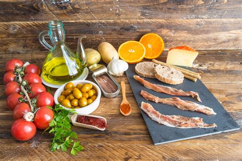 Imagen de los ingredientes frescos para la sopa quemagrasas.