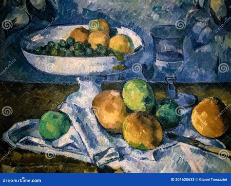 Bodegón de Paul Cézanne, resaltando la representación de frutas y alimentos.