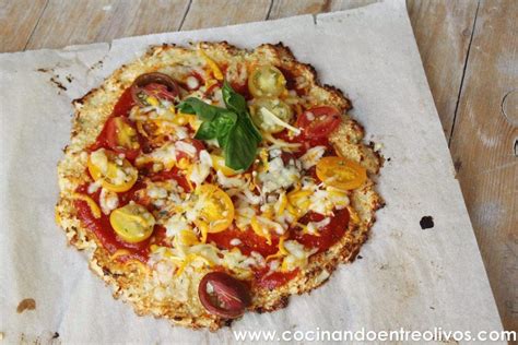 Collage de diferentes platos elaborados con coliflor: arroz de coliflor, pizza de coliflor, coliflor gratinada.