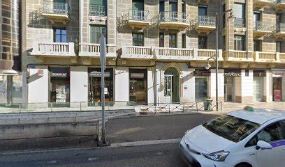 Fachada de la Clínica Mendell en Valladolid