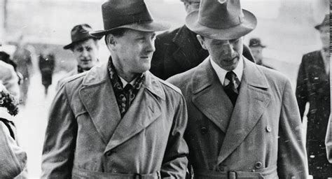 Ilustración conceptual de espías en la Segunda Guerra Mundial