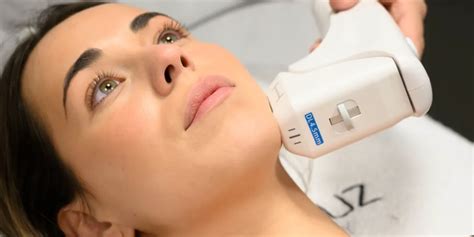 Montaje de imágenes mostrando los diferentes equipos de Laserluz (Slim Fit Medical, Elixia, Tecar Medical 8.0, Hifu Corporal).