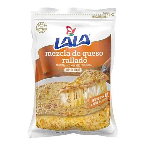 Montoncitos de queso rallado con especias listos para hornear